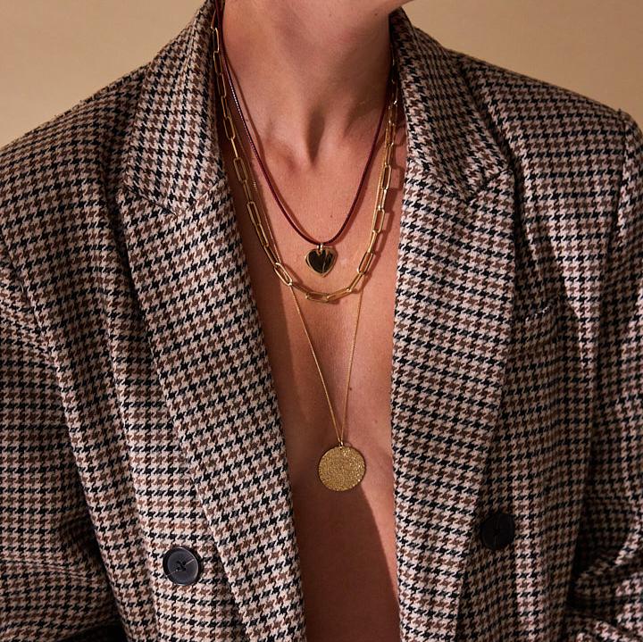 Cord necklace